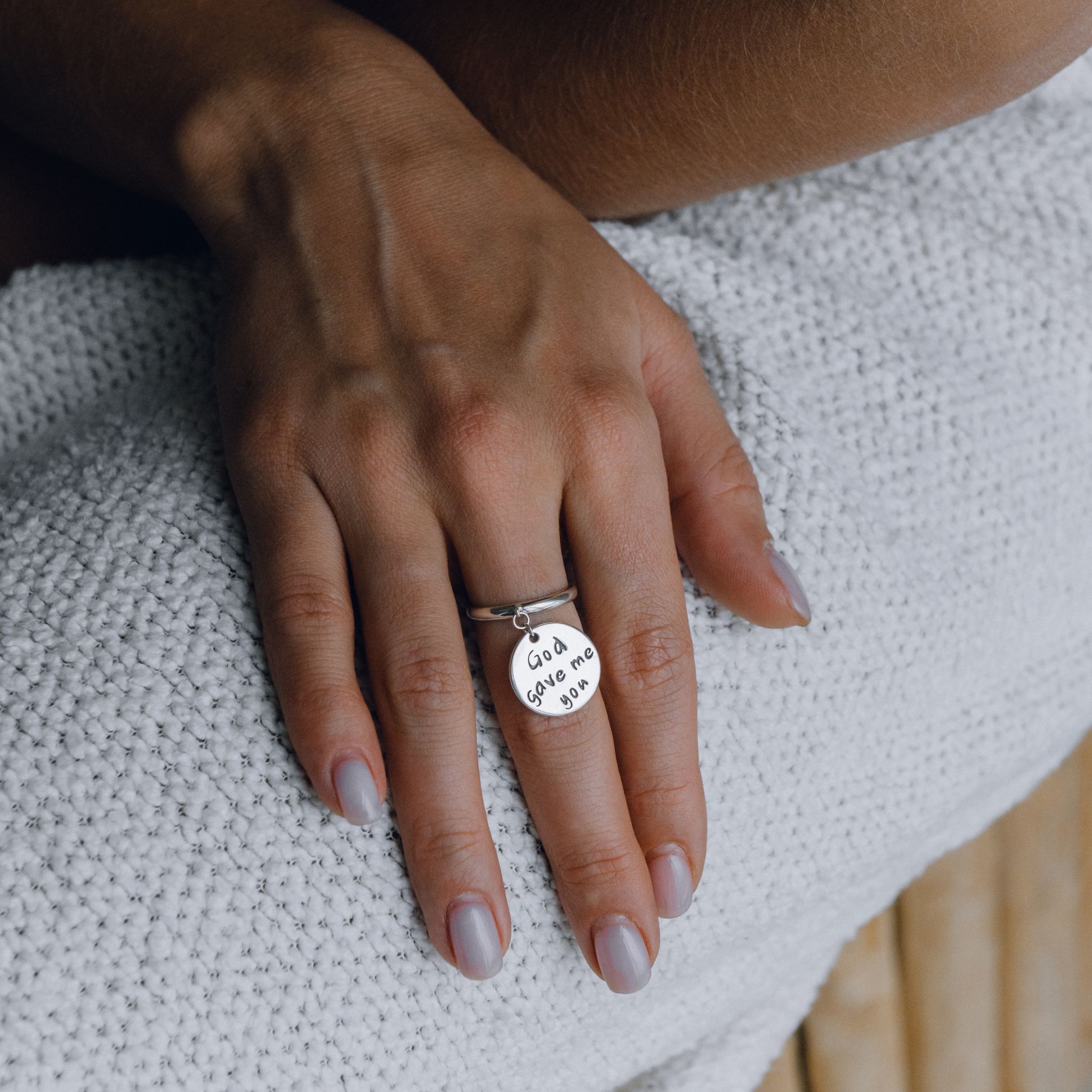 03-00-0528 Кольцо-медальон со следами детских ножек (Ag 925)-4