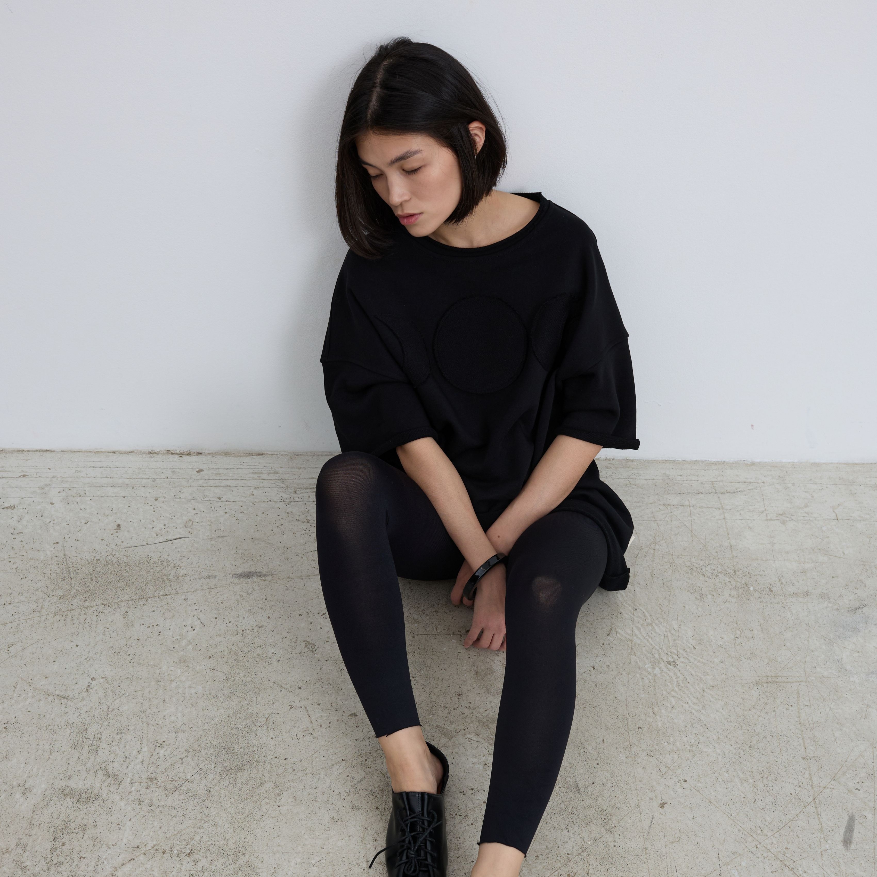 42-10-0071 Футболка "луны", Черный-1