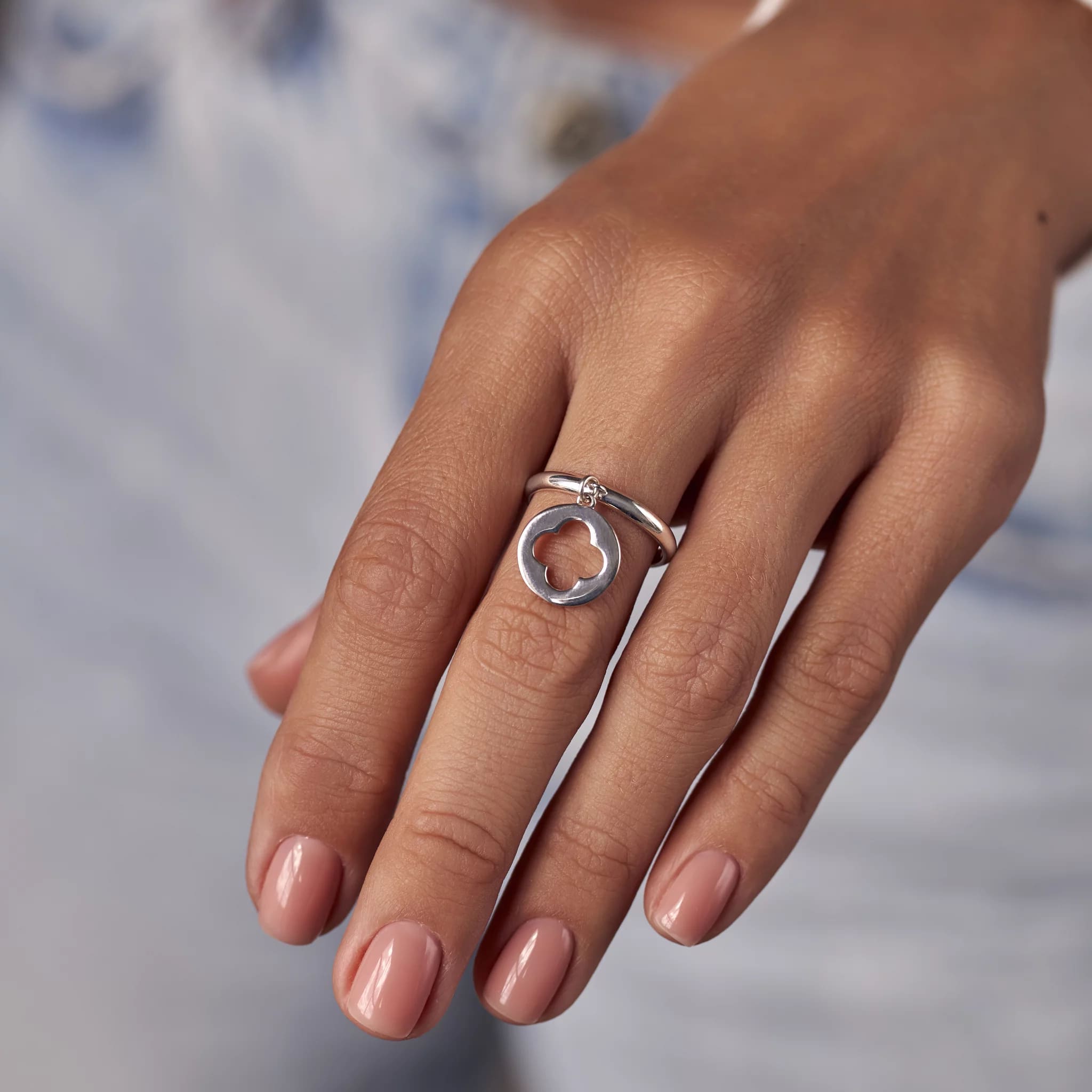 03-00-0575 Кольцо с медальоном "Luck" (Ag 925)-2