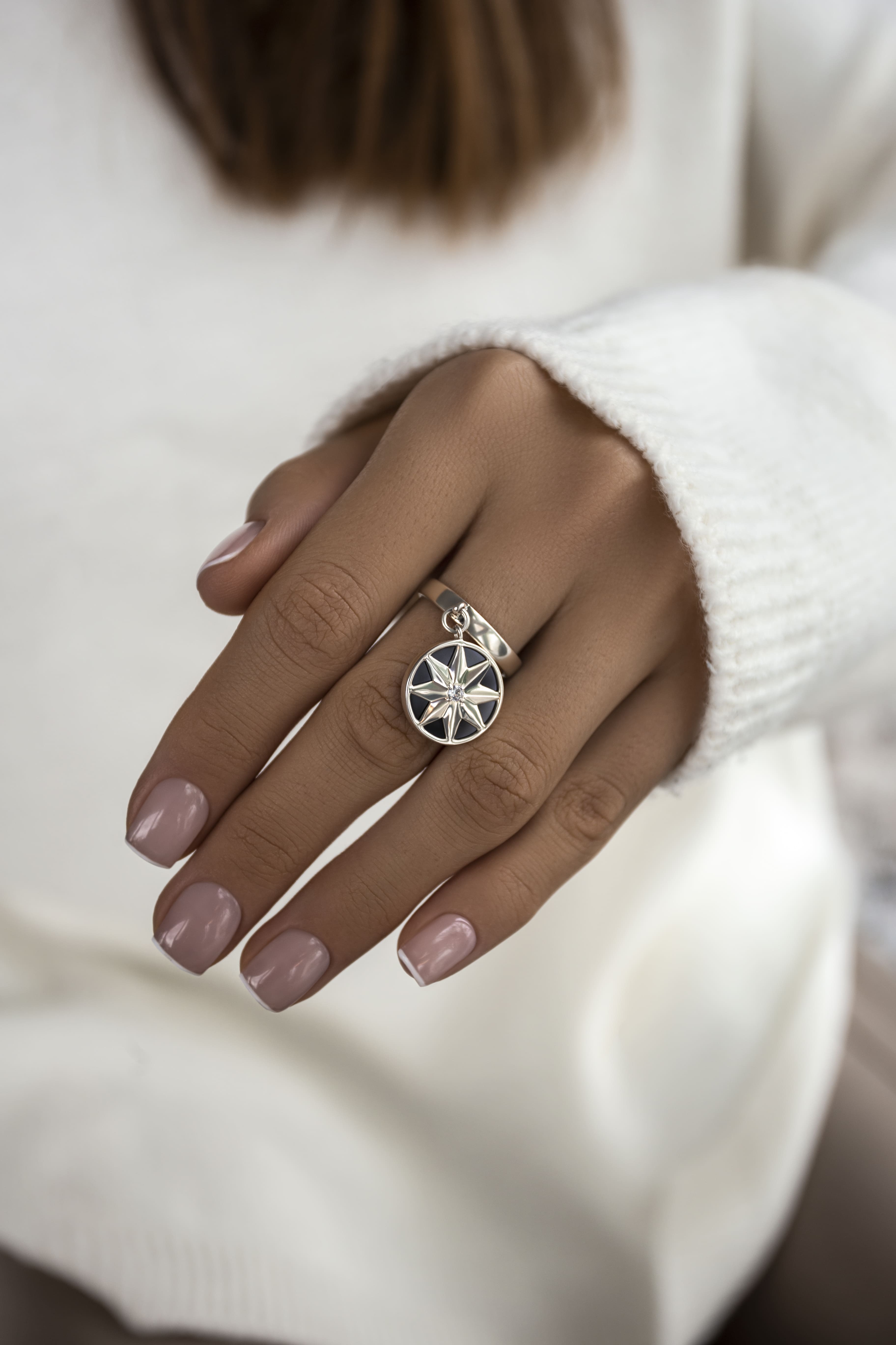 03-00-0053 Кольцо-медальон "Всё зависит от нас самих" с чёрным ониксом (Ag 925)-6