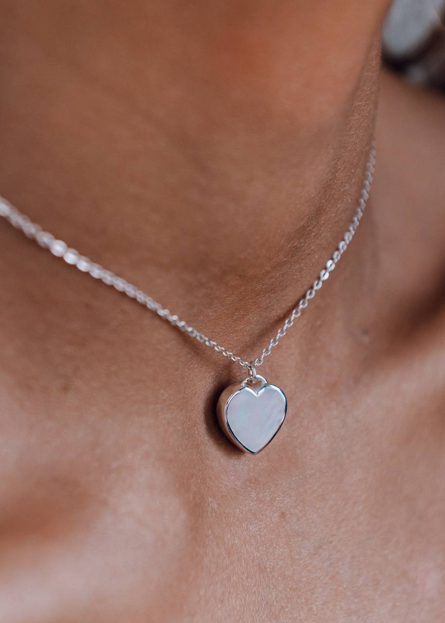 01-00-0463 Колье с сердцем из белого перламутра (Ag 925)-3