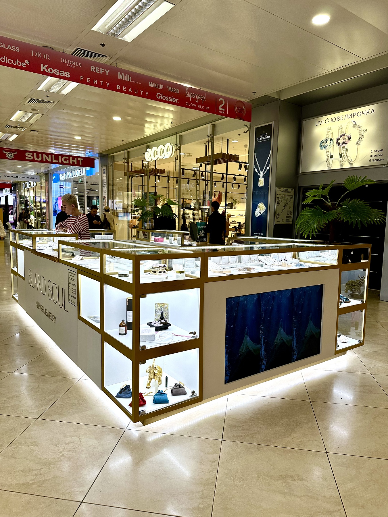 м.Киевская, ТРЦ Европейский