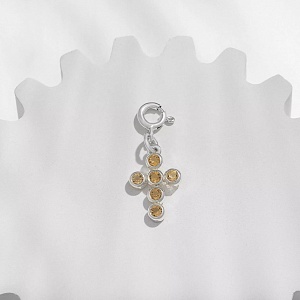 01-00-0537 Подвеска Крест с цитринами (на карабине) (Ag 925)-2