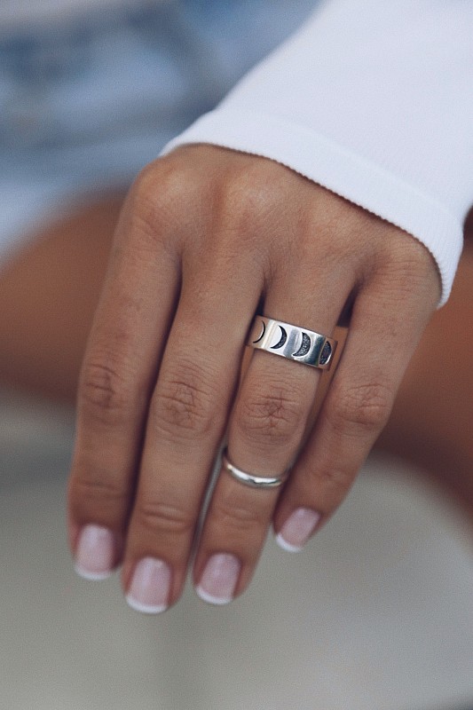 03-00-0558 Кольцо с фазами Луны (Ag 925)