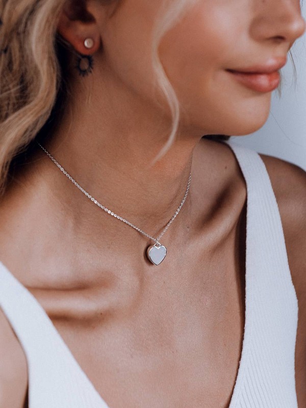 01-00-0463 Колье с сердцем из белого перламутра (Ag 925)