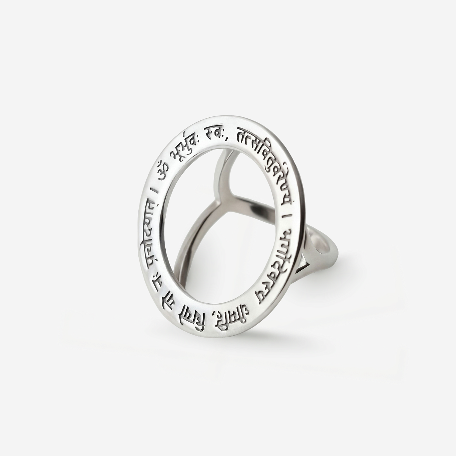 03-00-0644 Кольцо Гаятри мантра (Ag 925)-1
