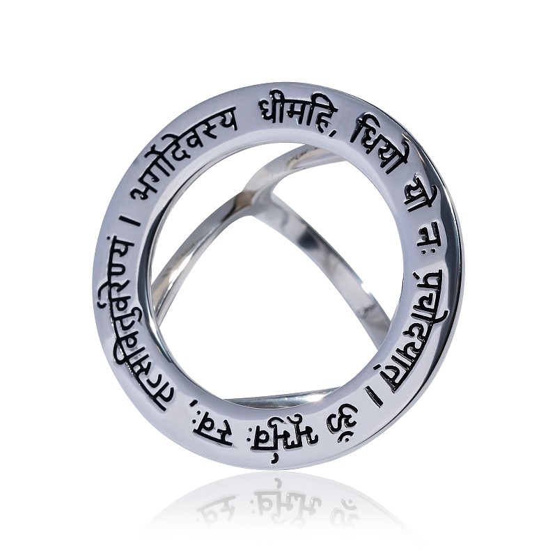 03-00-0644 Кольцо Гаятри мантра (Ag 925)