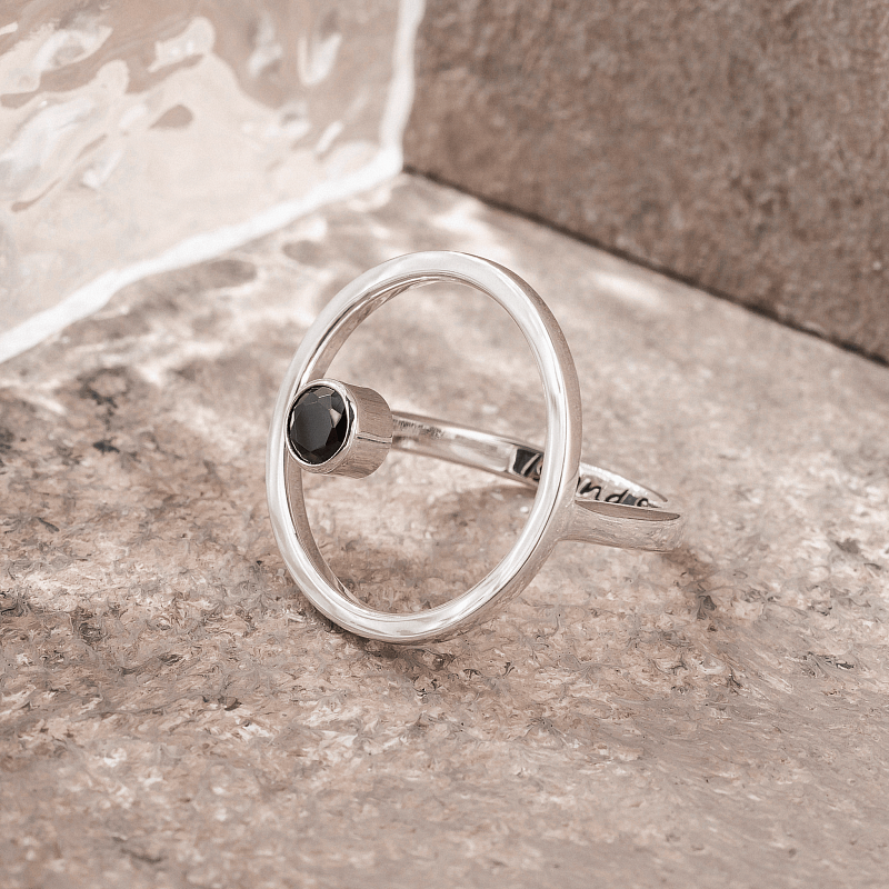 03-00-0013 Кольцо Сфера с чёрным цирконом (Ag 925)