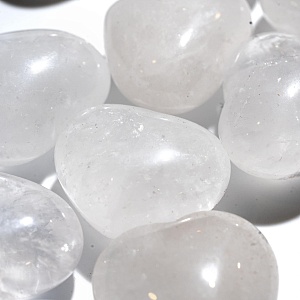 80-00-0522 Сердце горный хрусталь S (20-30гр)-2