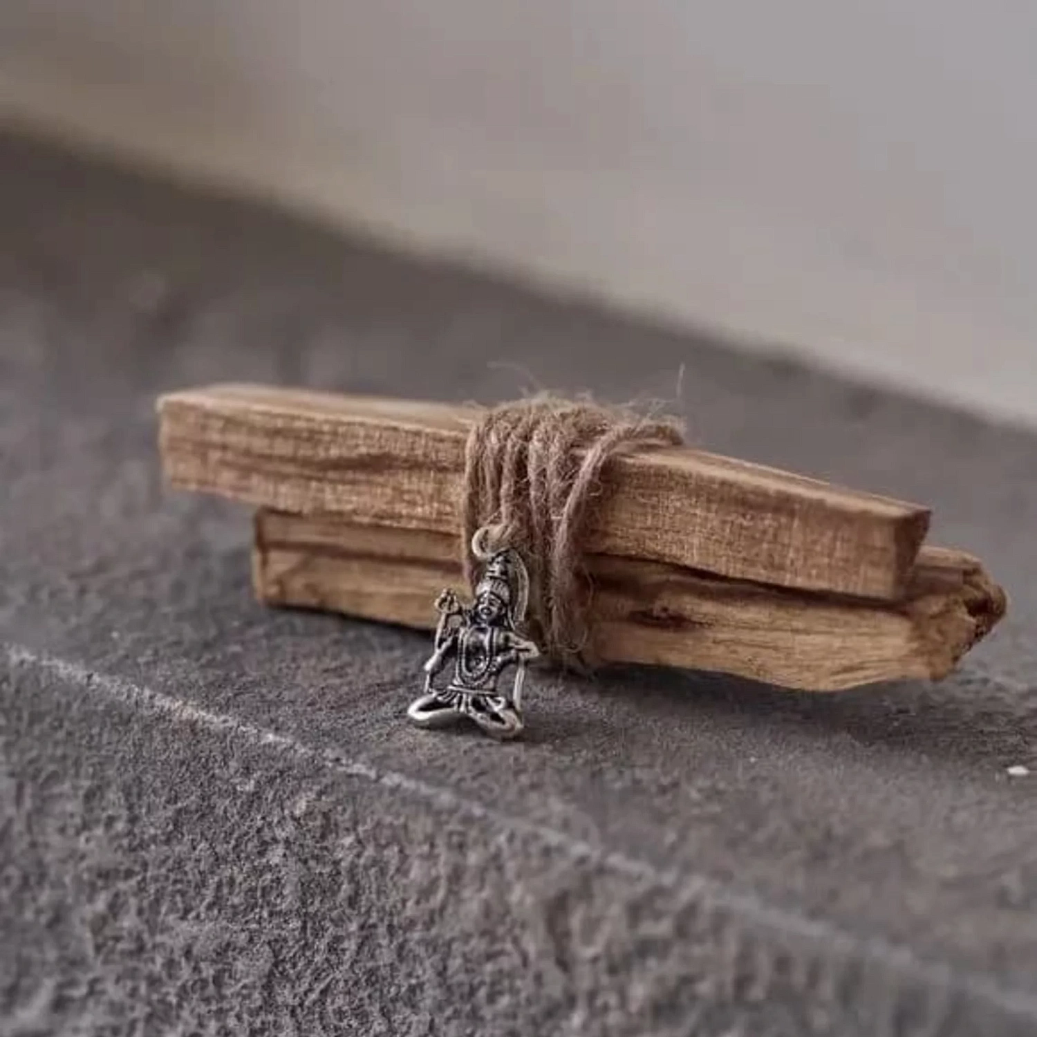 71-00-0004 Пало Санто с медальоном (2 палочки)-3