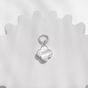 04-00-0470 Подвеска на серьгу клевер с белым перламутром (Ag 925)-2