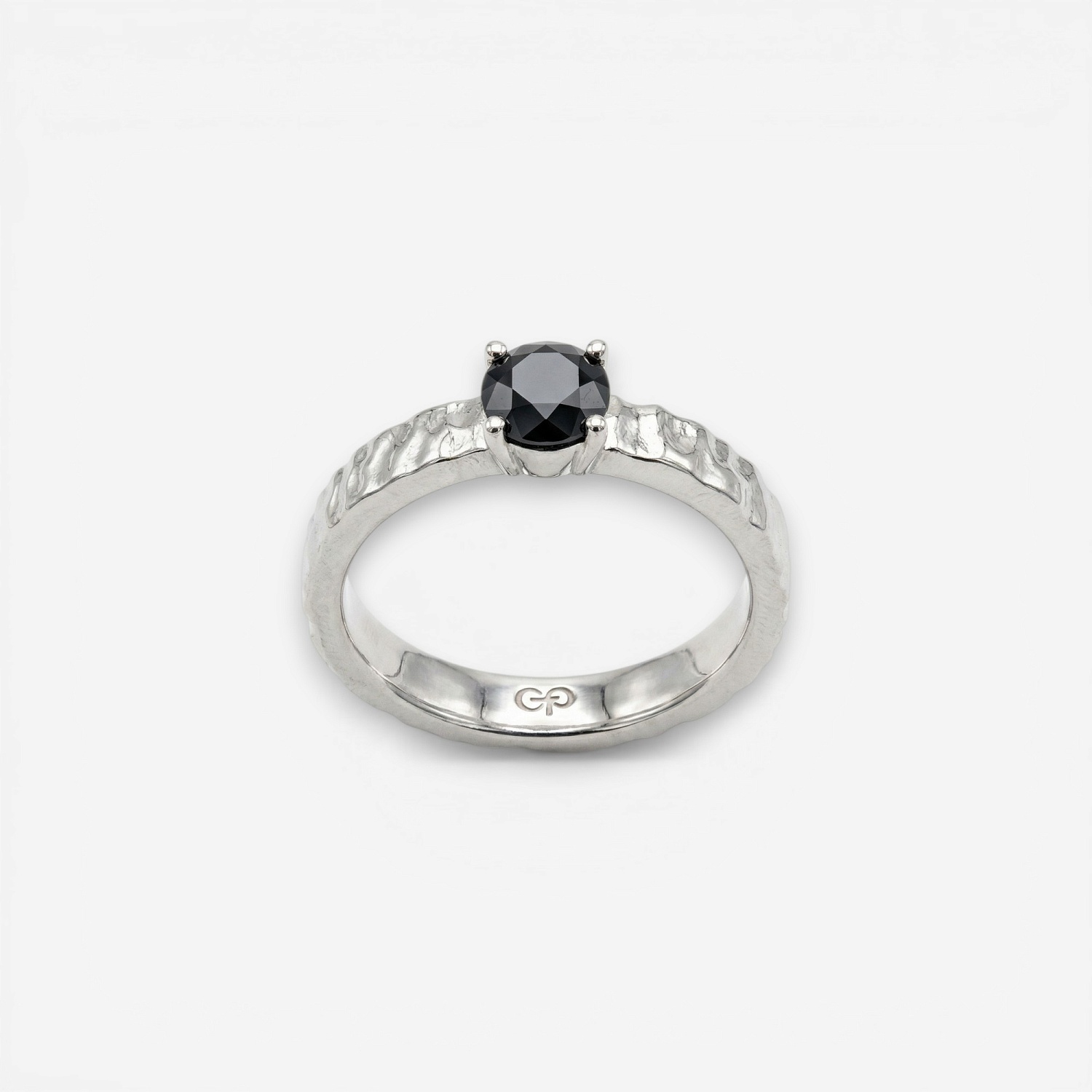 03-00-0687 Классическое кольцо на фалангу с чёрным цирконом (мятое) (Ag 925)-1