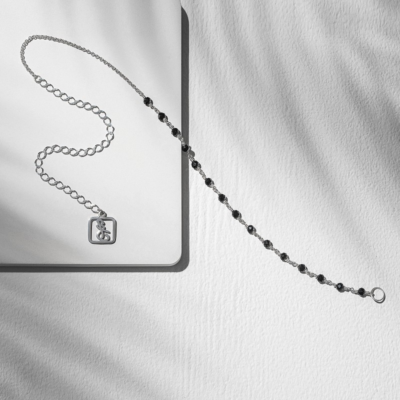 01-00-0674 Цепочка на карабин Оникс левая (через плетение) (Ag 925)