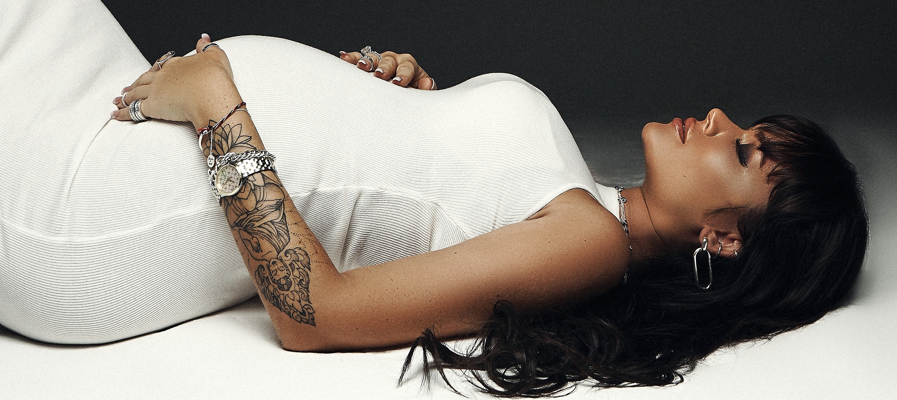 ДОРОГОЕ УДОВОЛЬСТВИЕ. IS - символ твоей уникальности