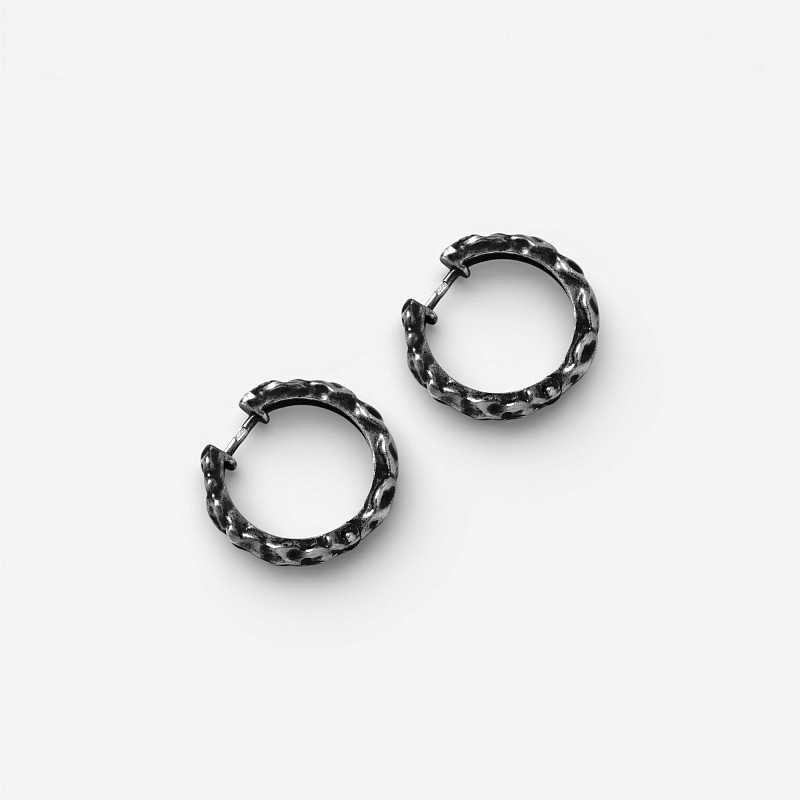 04-00-0755 Серьги Конго мятые (черненые) (Ag 925)