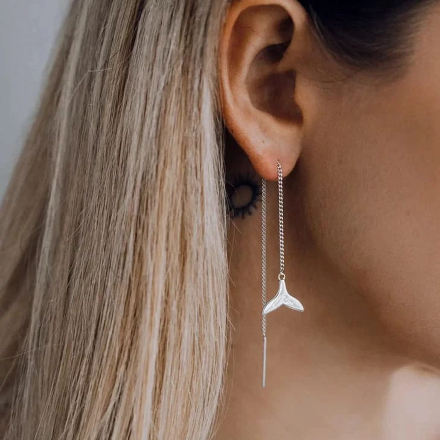 04-00-0288 Серьги-подвески Хвост кита (Ag 925)-3