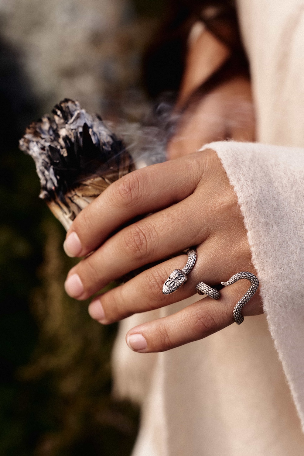 03-00-0555 Кольцо-двойное Snake (Ag 925)-2