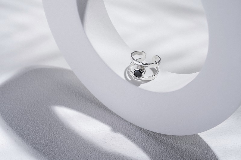 03-00-0187 Кольцо на фалангу двойное с круглым чёрным цирконом (Ag 925)
