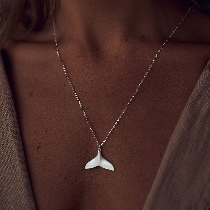 01-00-0117 Колье "Хвост Кита" (Ag 925)