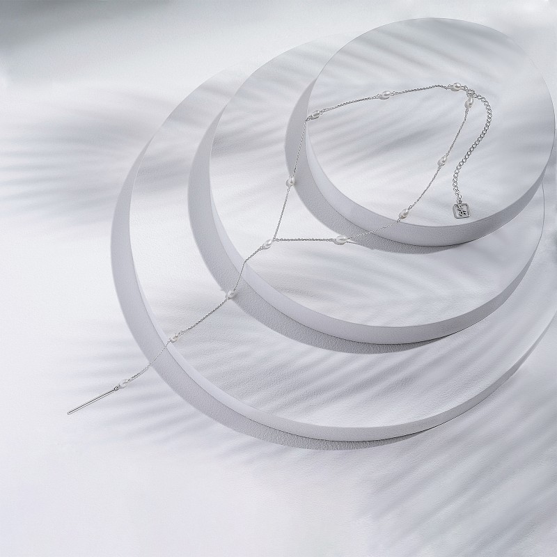 01-00-0071 Одинарный галстук с белым жемчугом (Ag 925)