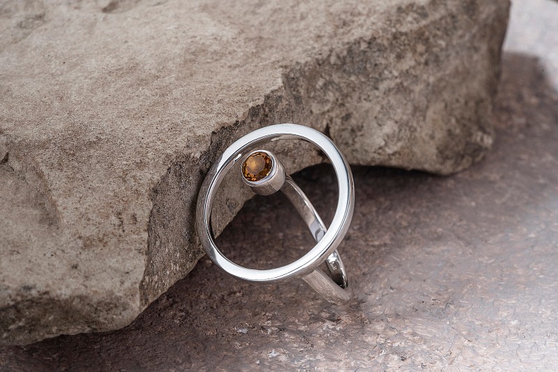 03-00-0296 Кольцо Сфера с цитрином (Ag 925)