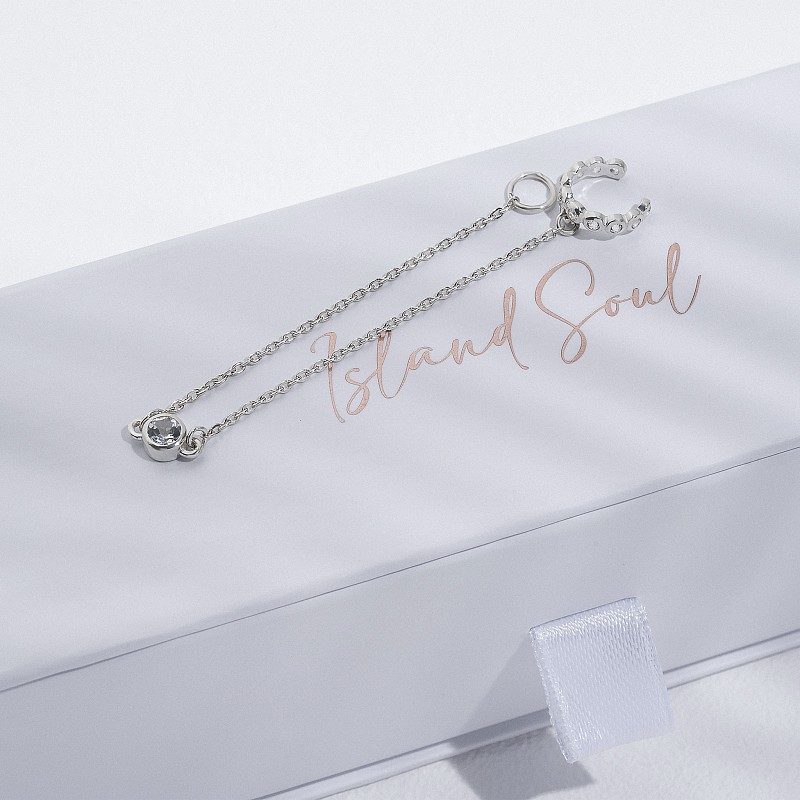 04-00-0015 Серьга Кафф с цепочкой и белым топазом (Ag 925)