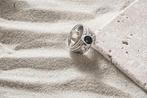 03-00-0347 Кольцо-механизм с овальным лондонским и круглым белым топазами (Ag 925)-4