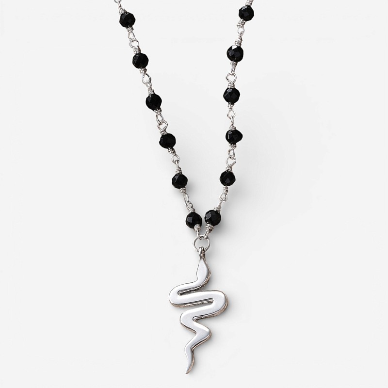 01-00-0486 Колье с чёрным ониксом и змеёй (Ag 925)