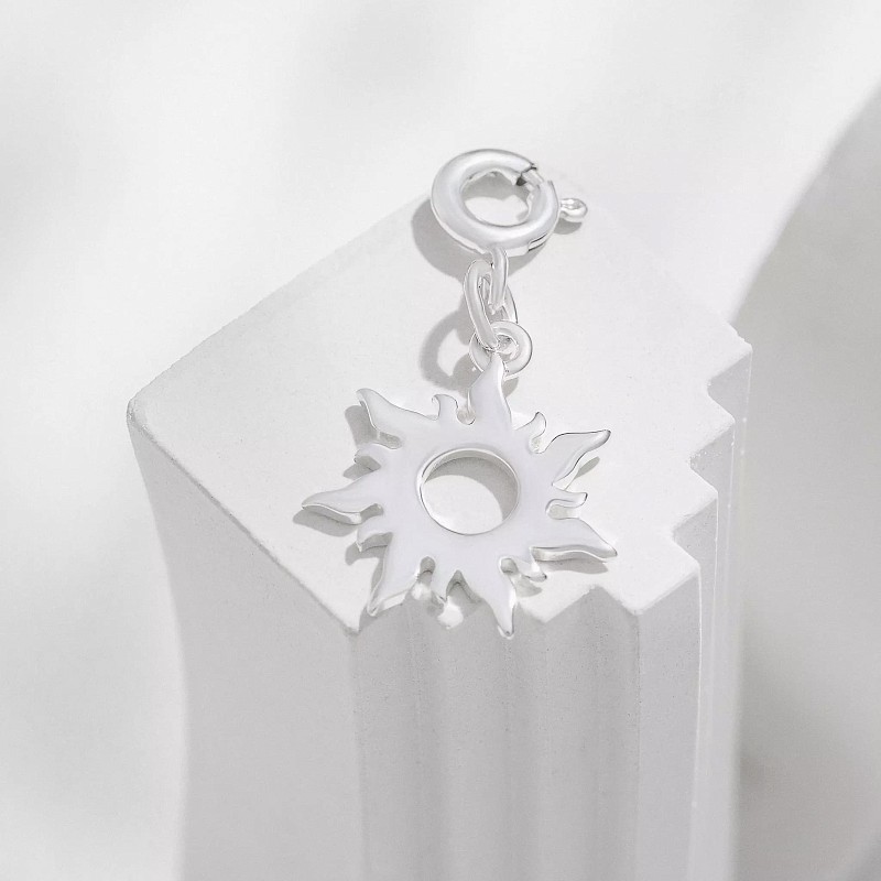 01-00-0635 Подвеска Солнце в серебре (на карабине) (Ag 925)
