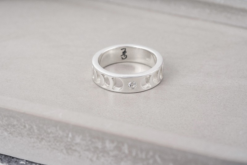 03-00-0592 Кольцо "Лунный Цикл" (Ag 925)