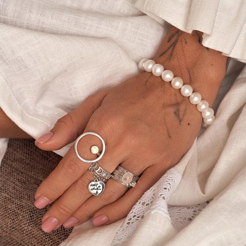 02-00-0520 Браслет с крупными бусинами белого жемчуга и цирконом (Ag 925)