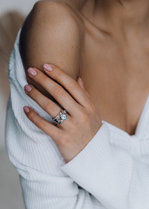 03-00-0457 Кольцо-механизм с овальным топазом Sky фасет и белым топазом (Ag 925)-3