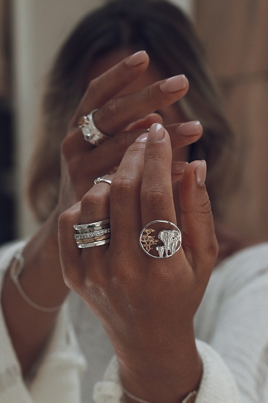 03-00-0623 Кольцо-сфера "Elephants" (Ag 925)