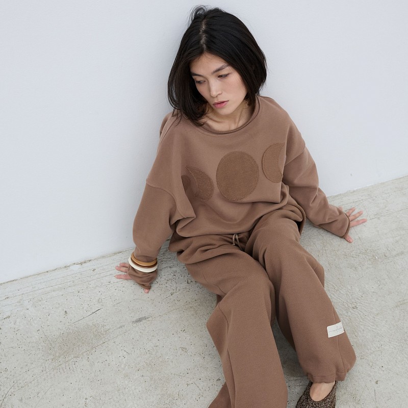 42-10-0070 Лонгслив "луны", Кофейный