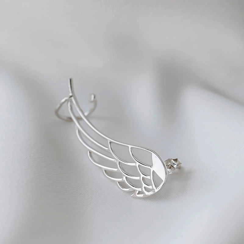 04-00-0245 Серьга кафф Крыло правое (Ag 925)