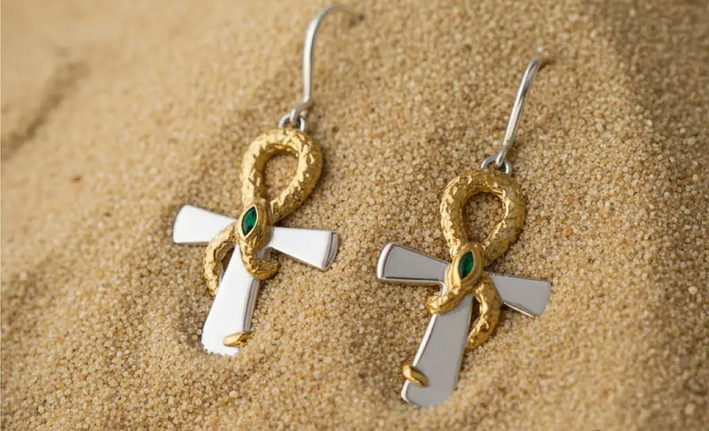 Как выбрать серьги под форму лица?