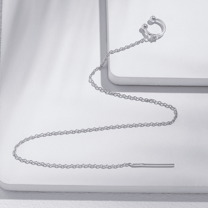 04-00-0015 Серьга Кафф с цепочкой и белым топазом (Ag 925)