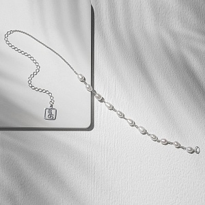 01-00-0676 Цепочка на карабин Жемчуг левая (через плетение) (Ag 925)-2