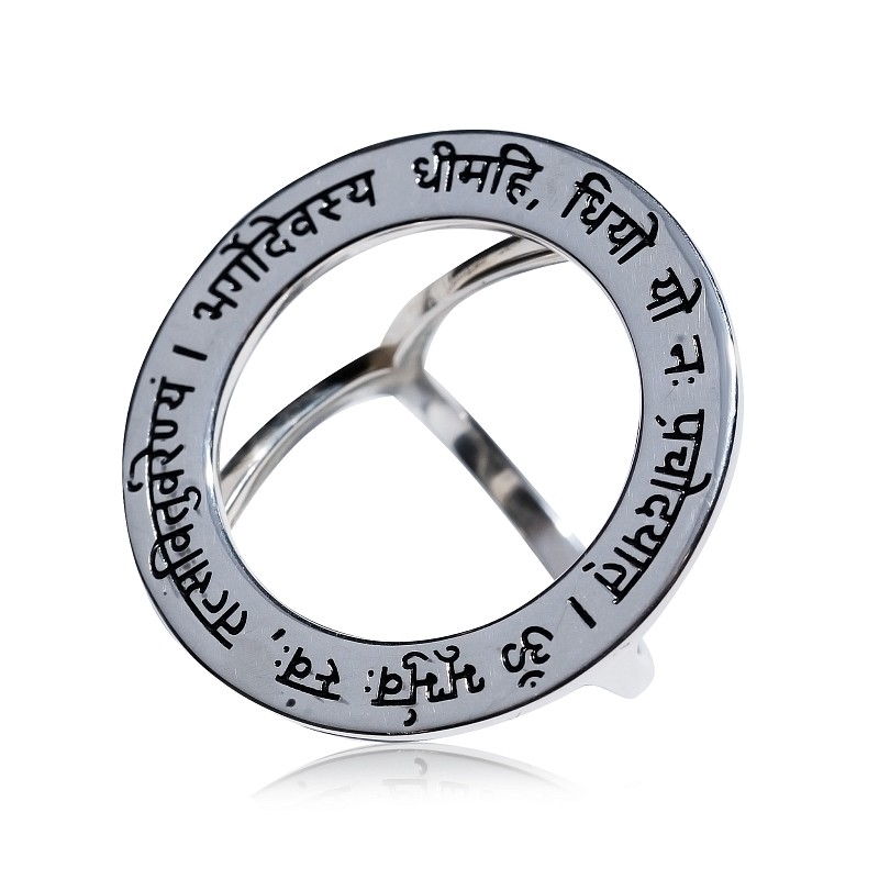03-00-0644 Кольцо Гаятри мантра (Ag 925)