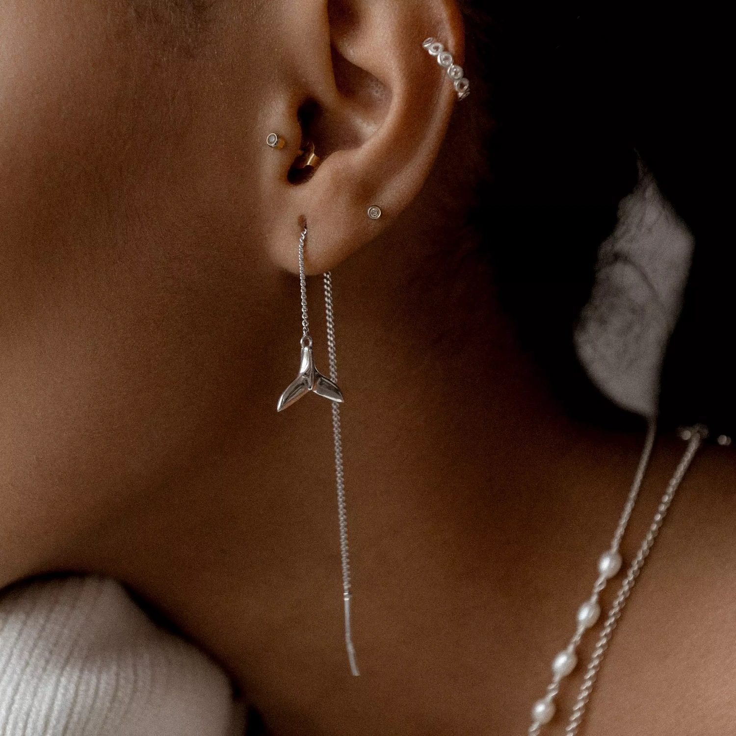 04-00-0288 Серьги-подвески Хвост кита (Ag 925)-2