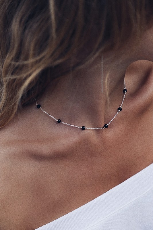 01-00-0219 Колье с бусинами оникса (Ag 925)